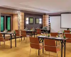 Anwar Al Madinah Mövenpick Hotel thumbnail